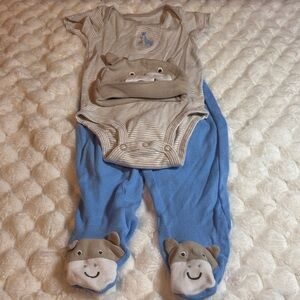 Adorable Striped Baby Outfit with Blue Pants